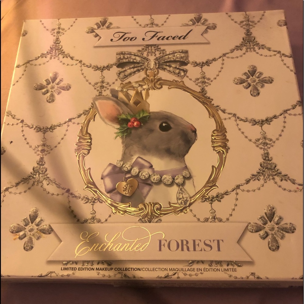Too faced enchanted Forest palette collection